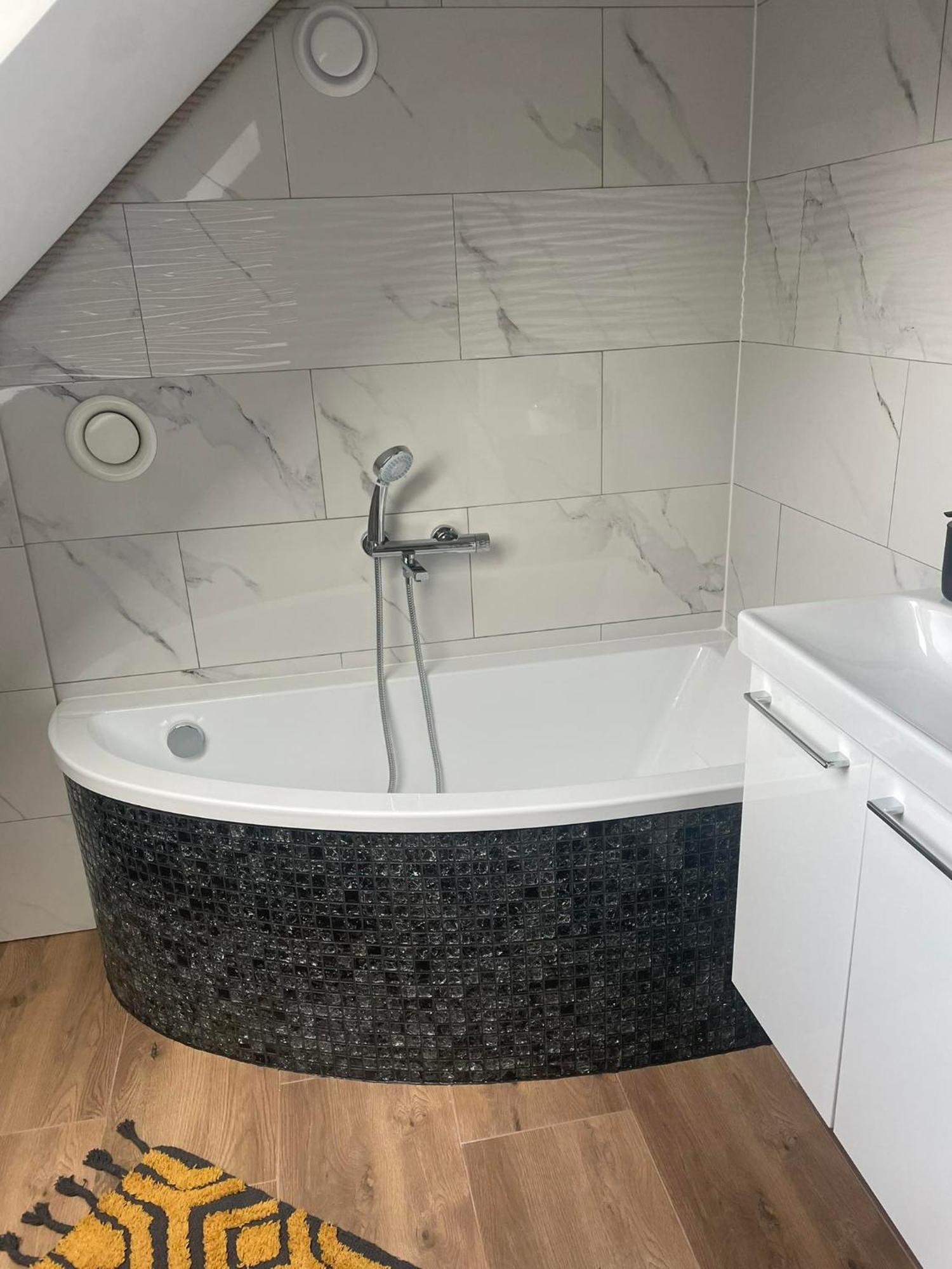 Jaskowa Chata Bieszczady Apartament Z Basenem Baligród Eksteriør bilde