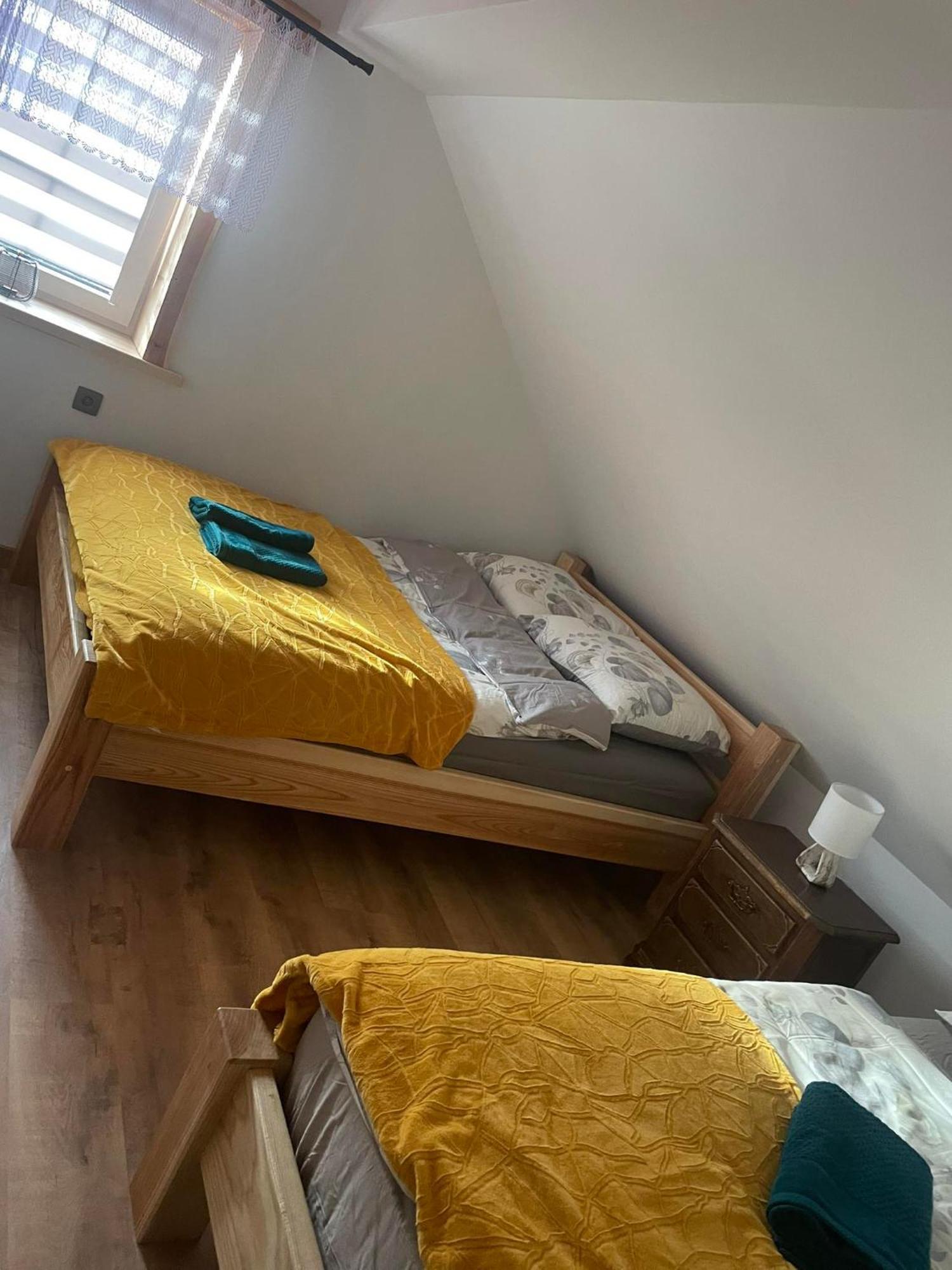 Jaskowa Chata Bieszczady Apartament Z Basenem Baligród Eksteriør bilde