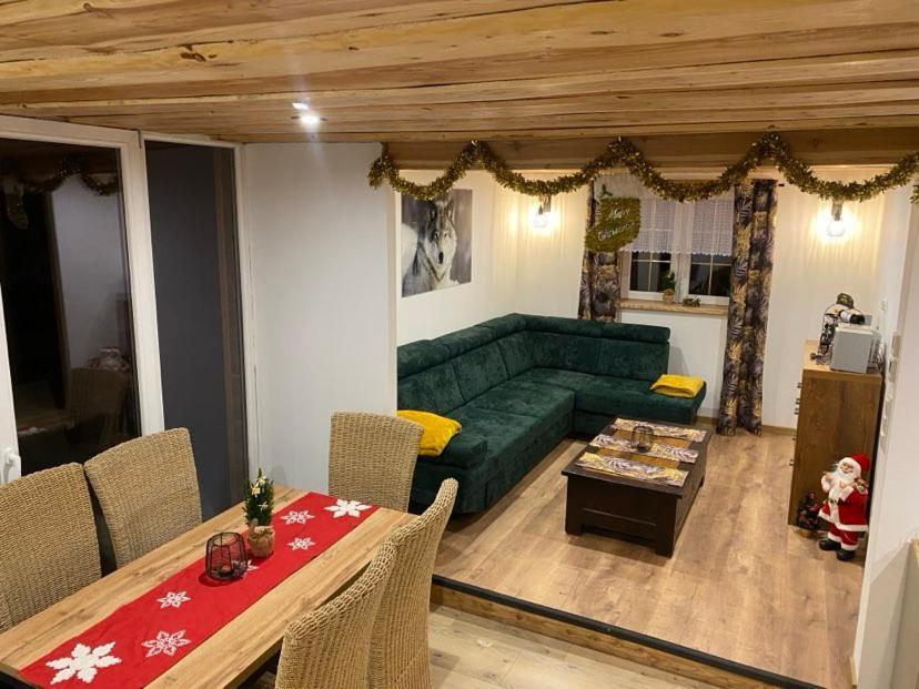 Jaskowa Chata Bieszczady Apartament Z Basenem Baligród Eksteriør bilde