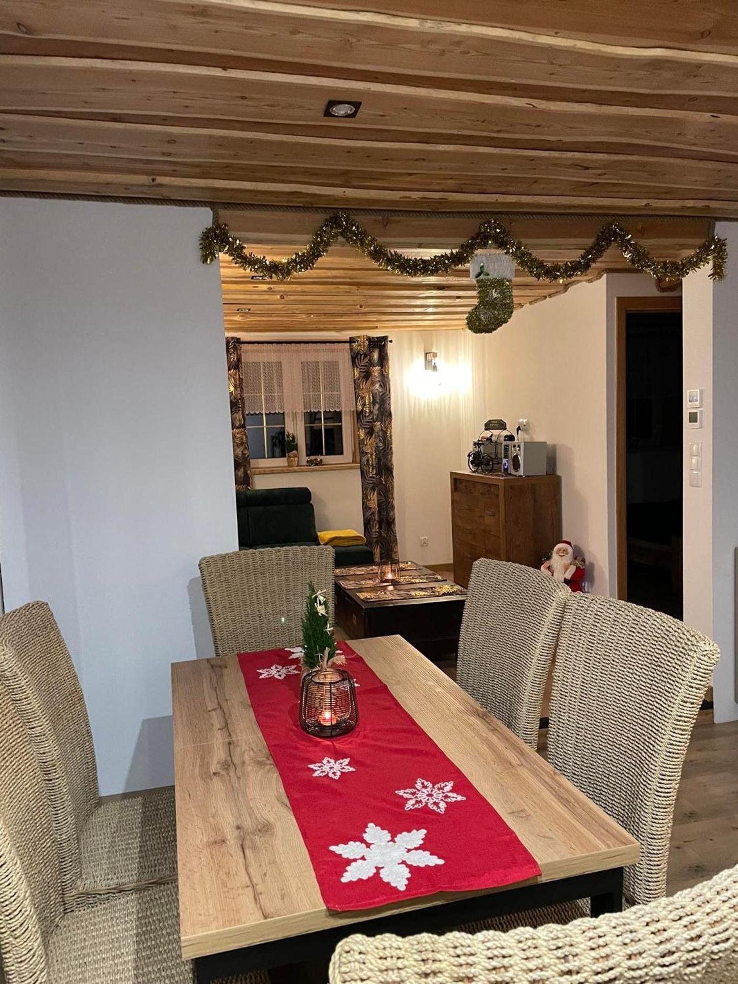 Jaskowa Chata Bieszczady Apartament Z Basenem Baligród Eksteriør bilde